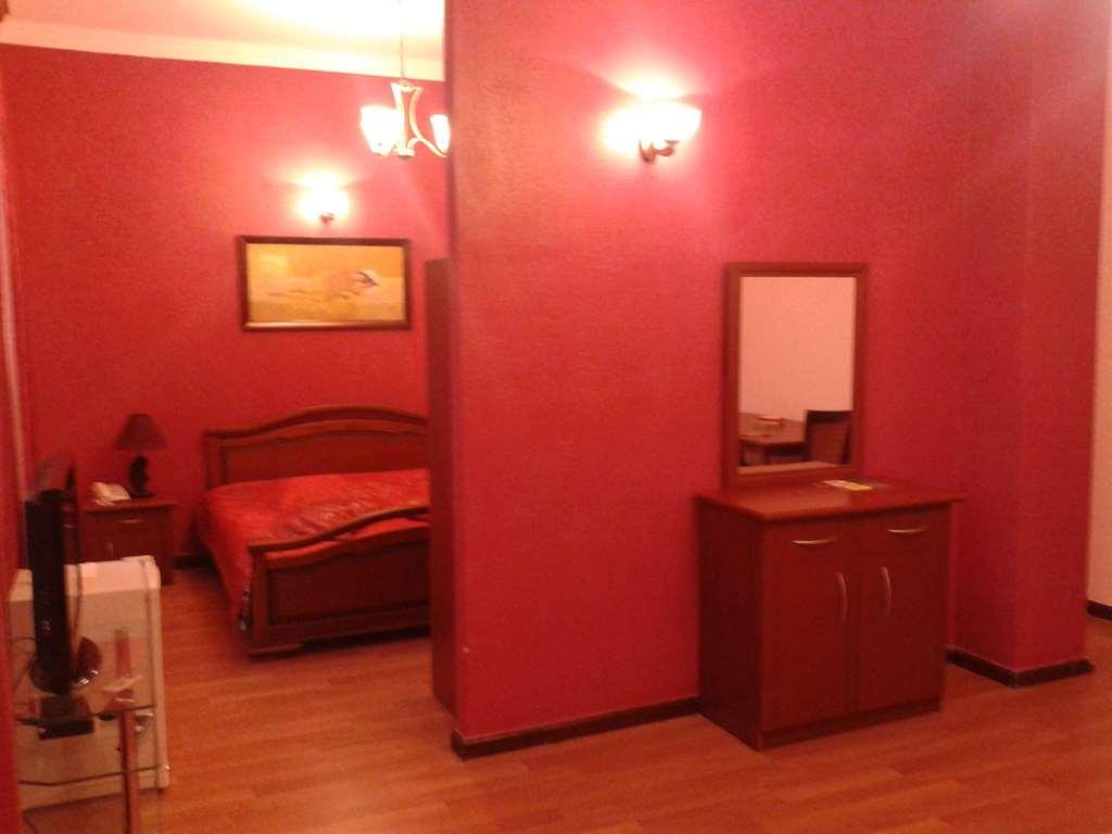 Capital Hotel Erevan Cameră foto