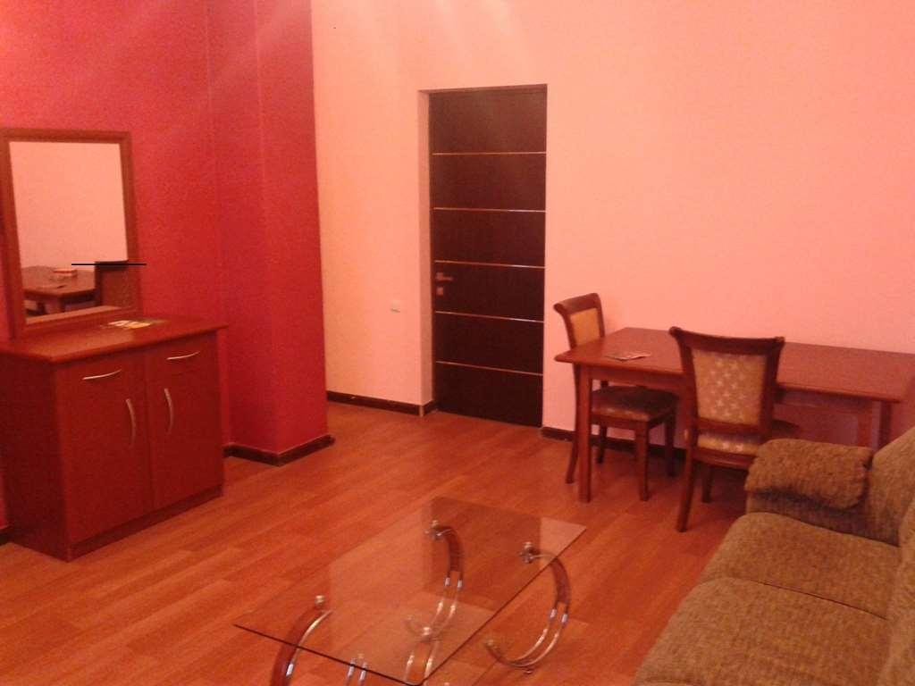 Capital Hotel Erevan Cameră foto